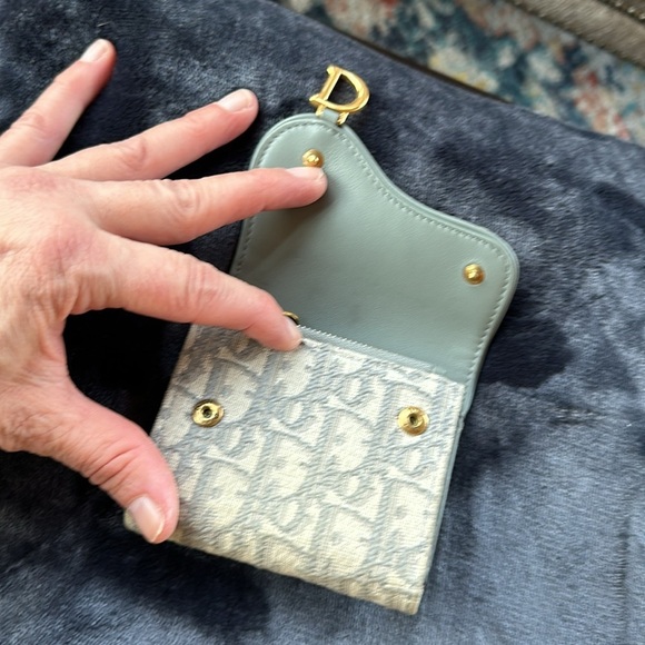 Christian Dior Gris Oblique Lotus Saddle Wallet - Picture 14 of 14